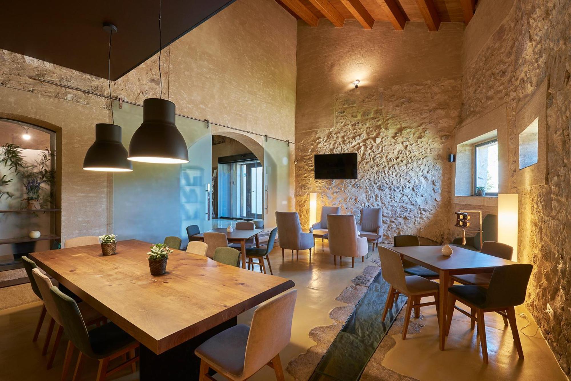 Urh - Hotel Moli Del Mig Torroella de Montgrí Екстериор снимка